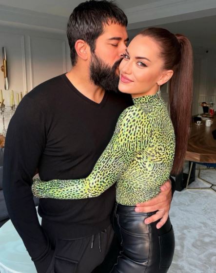 فهرية افغان وبوراك اوزجفيت