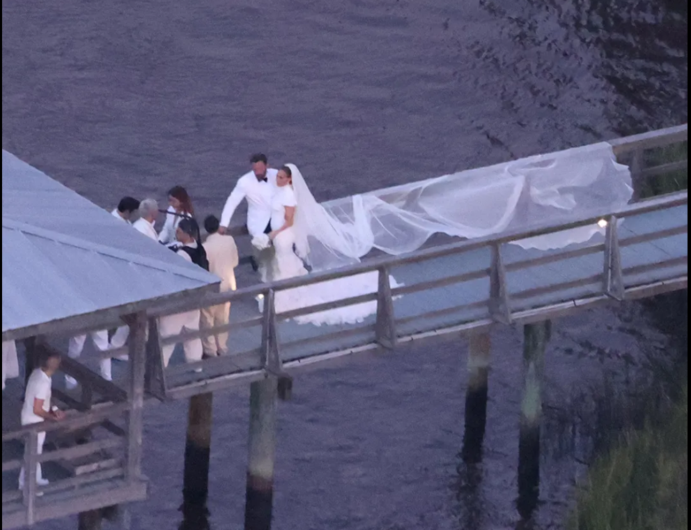 جينفير لوبيز