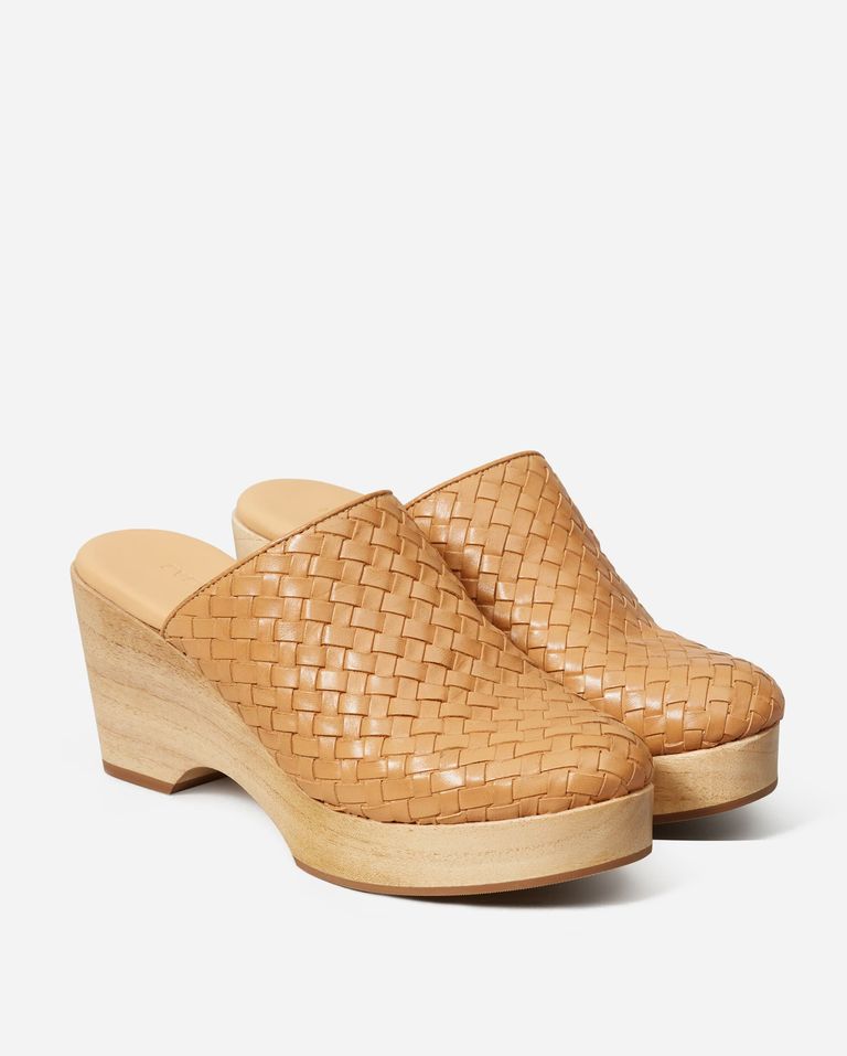 الكعب العالِ