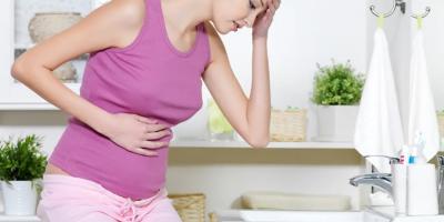 من بينها مستحضرات التجميل .. هذه الأشياء تشكل خطورة على حملك