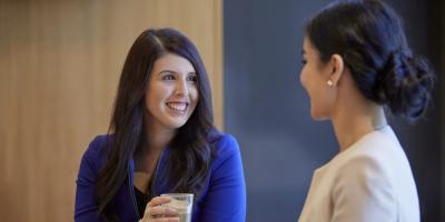 ماذا تعني رؤيتك لـ زميل العمل في الحلم؟ .. إليك التفسير