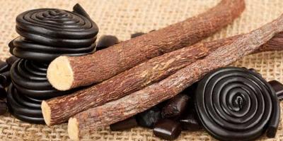 تخفيف حرقة المعدة وعلاج الأمراض الجلدية .. فوائد غير متوقعة للعرق سوس