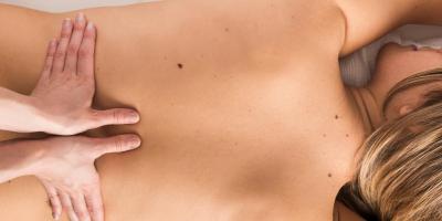 ما مقدار الضغط الذي نحتاجه حقاً في المساج؟