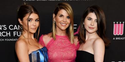 مشاهير نسخه طبق الأصل من أمهاتهم وأبنائهم!