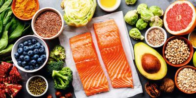 من العشرينيات للخمسينيات..هذه أفضل الأطعمة التي يفضل تناولها في فترات حياتك المختلفة