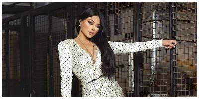 هيفاء وهبي تتألق بخطوبة شقيقتها وترقص على 