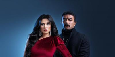 أحمد العوضي يحتفل بعيد ميلاد ياسمين عبد العزيز.. وباقة كبيرة من الورد 