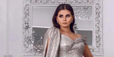 منة عرفة تكشف تفاصيل خطوبتها.. وقصة حب تجمعهما على شاشة التلفاز