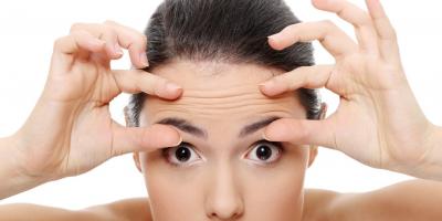 نصائح ذهبية لاخفاء تجاعيد الجبهة بالمكياج