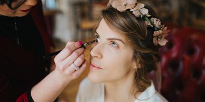 كيف يمكنكِ علاج مشاكل البشرة المختلفة واختيار مكياجك ليوم زفافك؟