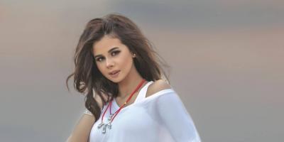 منة عرفة تختار ما بين زواج العقل أو القلب.. وهذا ما أجابته