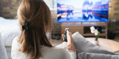 هكذا تحمي بشرتك من أشعة الشاشات