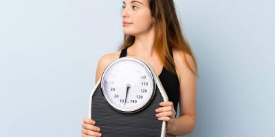 أغرب الحميات الغذائية.. من بينها الجميلة النائمة والرجل السكير!