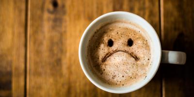 8 علامات وأعراض لانسحاب الكافيين من الجسم.. تعرفي عليها