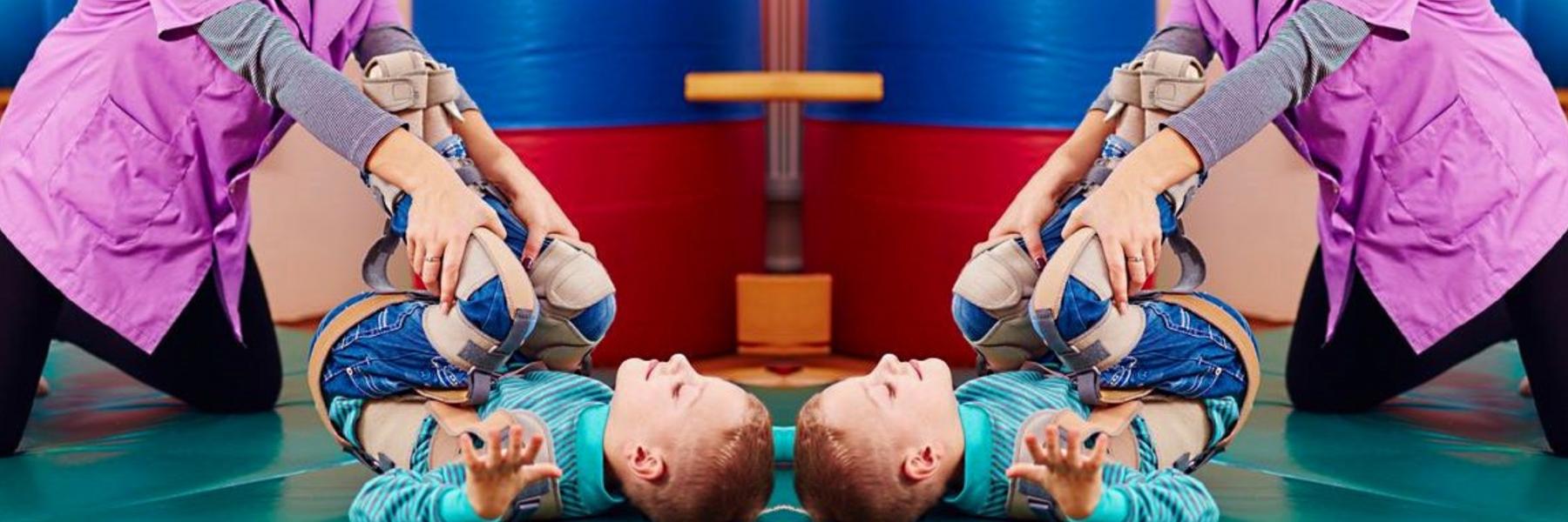 في يوم الشلل الدماغي..إليكِ كل ما تريدين معرفته!