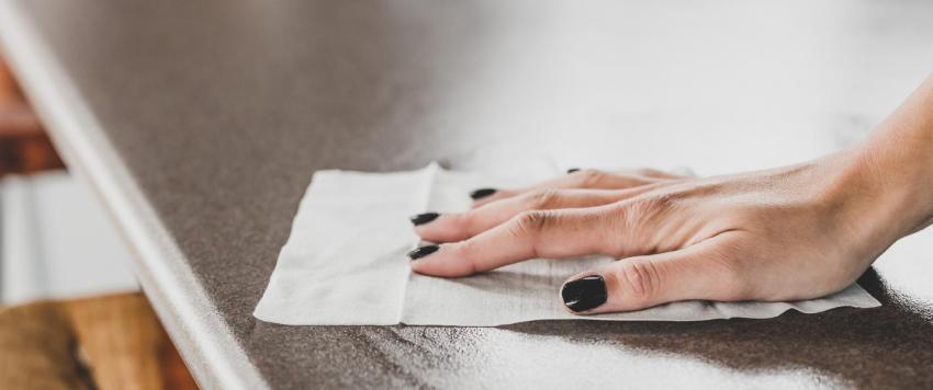 احمي منزلكِ بتجنب شراء المناديل المبللة