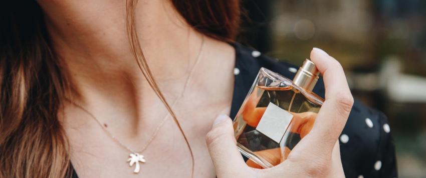 تعرفي على أنماط العطور المختلفة واختاري ما يناسب شخصيتك
