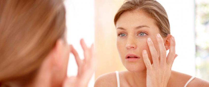 استخدمي أحمر الخدود بالطريقة الصحيحة