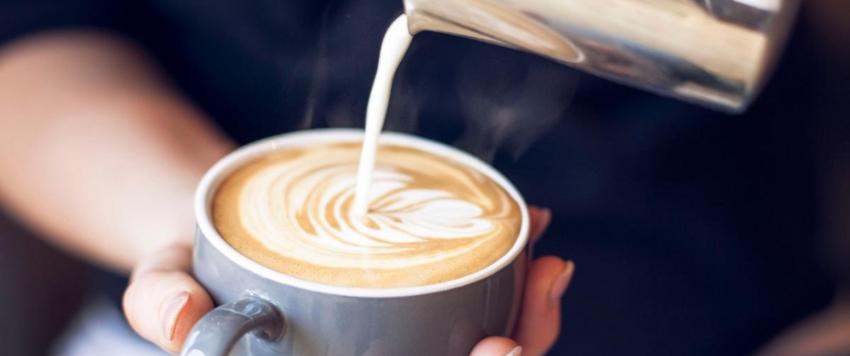 قهوة مع مبيض