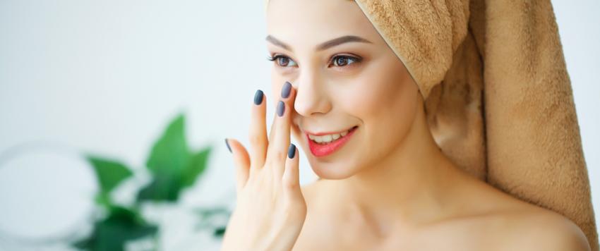 العناية بالبشرة الجافة