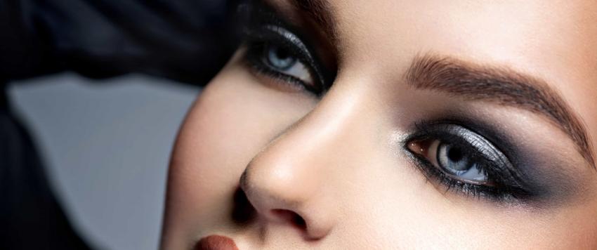 مكياج العيون