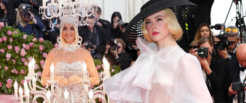 أزياء المشاهير