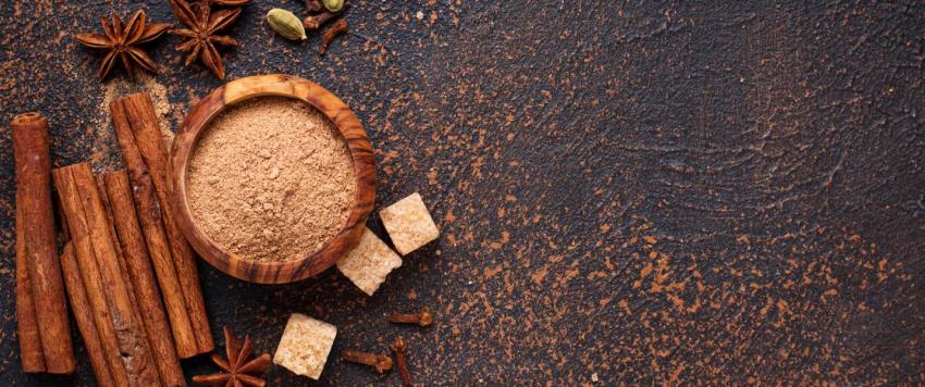 6 آثار جانبية ممكن أن تحدث عند الإفراط في تناول القرفة 