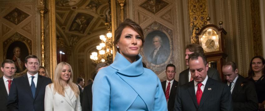 حرق تمثال ميلانيا ترامب في مسقط رأسها .. والسبب غامض