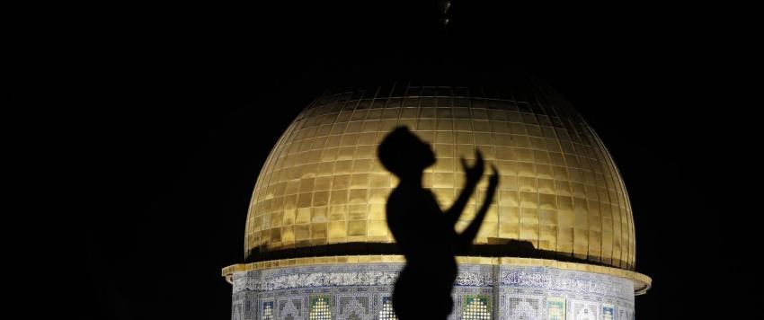 دعاء اليوم الثالث عشر من رمضان دعاء اليوم الثالث عشر من رمضان