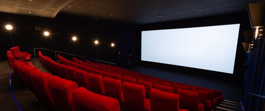 مركز السينما العربية يطلق سلسلة لقاءات مترجمة على يوتيوب