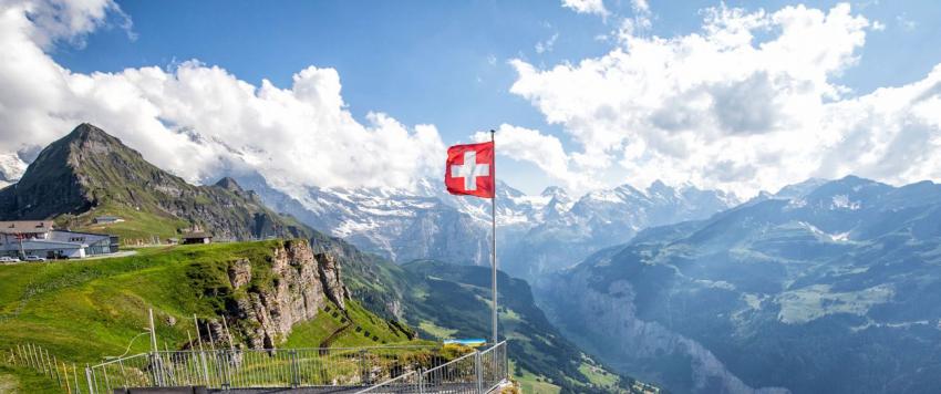 سويسرا