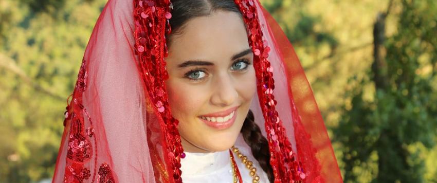 شاهد كيف أصبحت نجمة مسلسل زهرة القصر