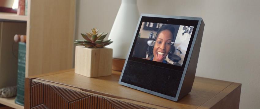 فيسبوك تشهد ارتفاع 70% في مكالمات الفيديو بعد بقاء الناس في منازلهم بسبب كورونا