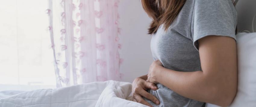 7 طرق للنوم بشكل أفضل مع التهاب القولون