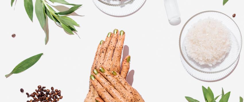 مقشرات اليدين