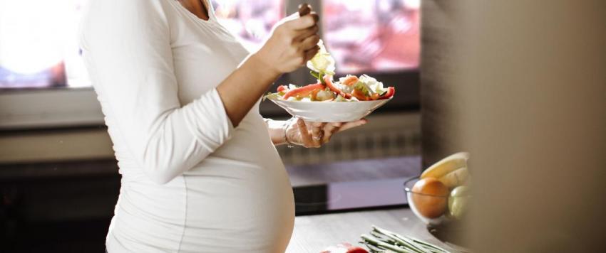 10 أطعمة ابتعدي عنها تمامًا عند حملك .. تعرّفي عليها