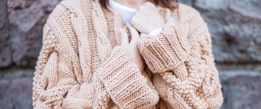 لإطلالة مميزة بحجابك...إليكِ أكثر من طريقة لارتداء الكارديغان الماكسي 