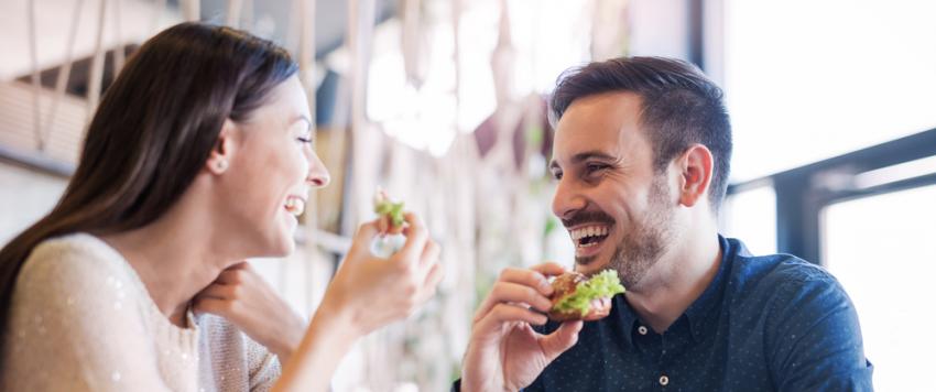 نصائح صحية لتجنب مشاكل الجهاز الهضمى بعد رمضان وخلال العيد (صور)