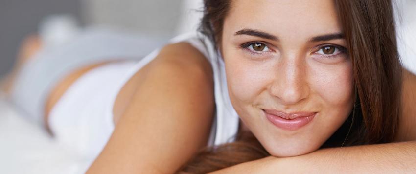 آثار جانبية سيئة يسببها تناول الكربوهيدرات على البشرة