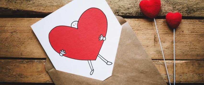 الاحتفال بعيد الحب حول العالم