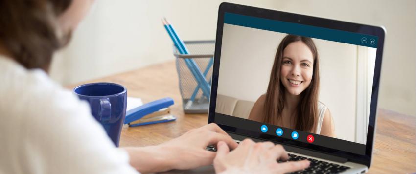 كيف تستعدين لمقابلة عمل افتراضية؟