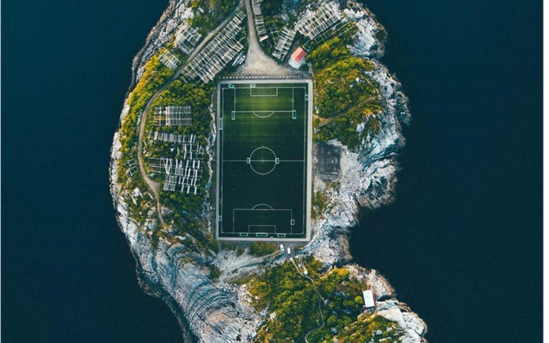 Henningsvær في النرويج